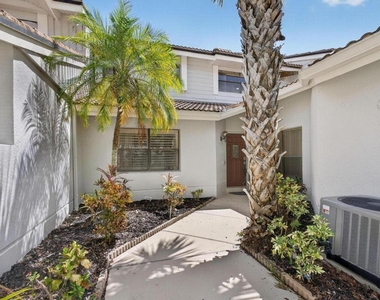 479 Prestwick Circle - Photo Thumbnail 4