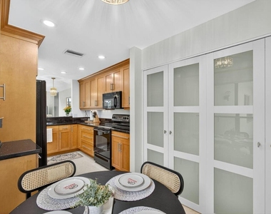 479 Prestwick Circle - Photo Thumbnail 13