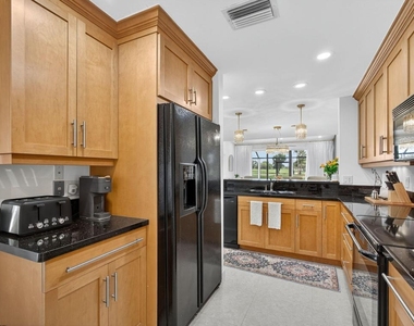 479 Prestwick Circle - Photo Thumbnail 14