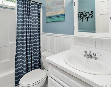 44 Griffing Avenue - Photo Thumbnail 13