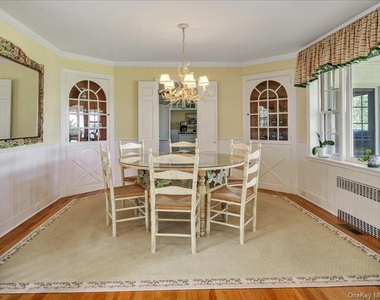 44 Griffing Avenue - Photo Thumbnail 9