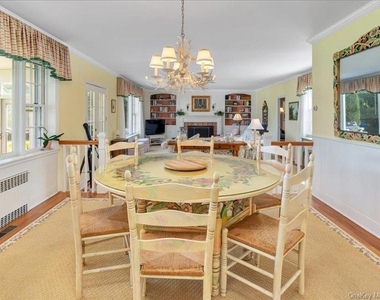 44 Griffing Avenue - Photo Thumbnail 8
