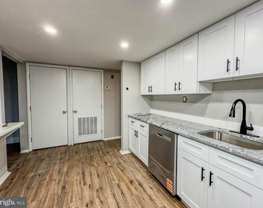 4 Milstone Court - Photo Thumbnail 3