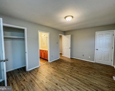 4 Milstone Court - Photo Thumbnail 17