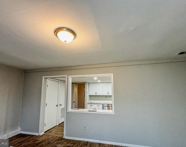 4 Milstone Court - Photo Thumbnail 6
