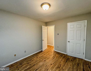 4 Milstone Court - Photo Thumbnail 15