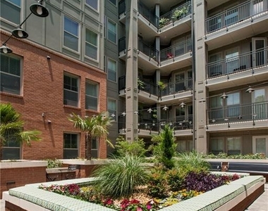 2420 Peachtree Road Nw - Photo Thumbnail 19