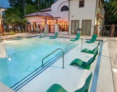 2420 Peachtree Road Nw - Photo Thumbnail 27