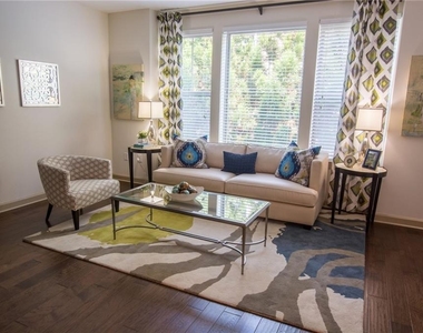 2420 Peachtree Road Nw - Photo Thumbnail 7