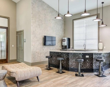 1824 Defoor Avenue Nw - Photo Thumbnail 11