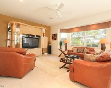 26343 Clarkston Drive - Photo Thumbnail 4