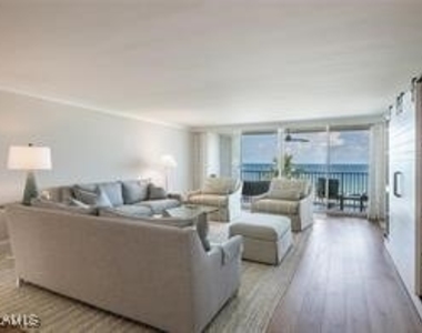 10691 Gulf Shore Drive - Photo Thumbnail 15