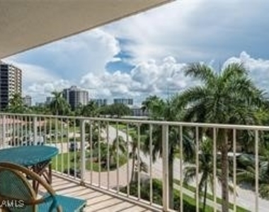 10691 Gulf Shore Drive - Photo Thumbnail 20