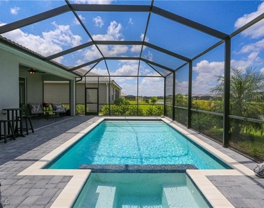 2155 Hamlin Street - Photo Thumbnail 17