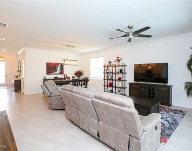 2155 Hamlin Street - Photo Thumbnail 46
