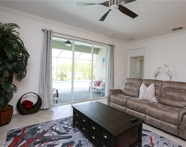 2155 Hamlin Street - Photo Thumbnail 48
