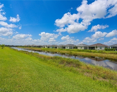 2155 Hamlin Street - Photo Thumbnail 19