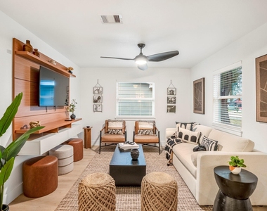 9619 Chatfield Street - Photo Thumbnail 11