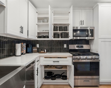 9619 Chatfield Street - Photo Thumbnail 14