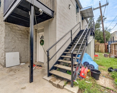 4323 Continental Drive - Photo Thumbnail 25