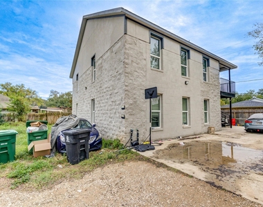 4323 Continental Drive - Photo Thumbnail 44
