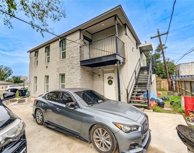 4323 Continental Drive - Photo Thumbnail 31