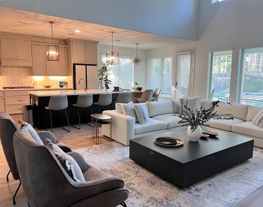 176 Sweeping Valley Drive - Photo Thumbnail 22