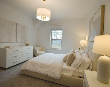 176 Sweeping Valley Drive - Photo Thumbnail 11