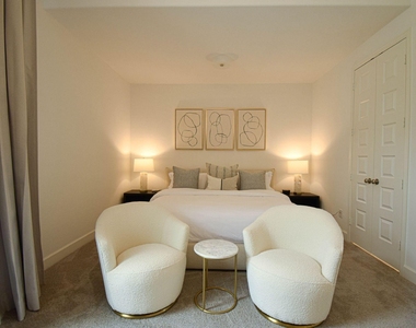 176 Sweeping Valley Drive - Photo Thumbnail 13