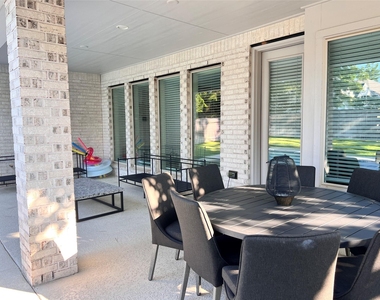 176 Sweeping Valley Drive - Photo Thumbnail 47