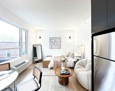 1042 President Street - Photo Thumbnail 2