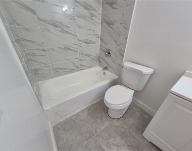 5435 Se 28th Lane - Photo Thumbnail 4