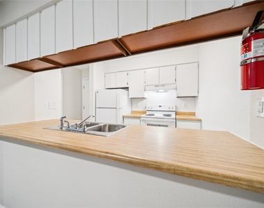 1046 W 26th Ave - Photo Thumbnail 34