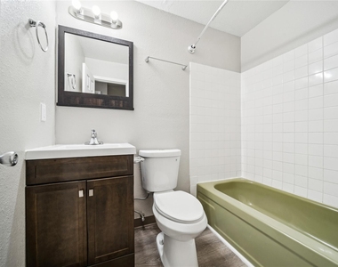 1046 W 26th Ave - Photo Thumbnail 40