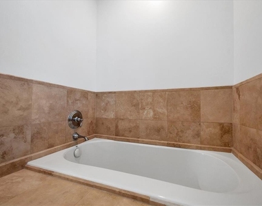 1031 10th Street W - Photo Thumbnail 32