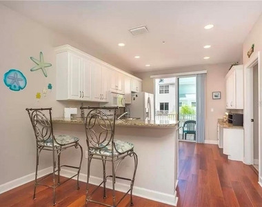 8920 Duval Lane - Photo Thumbnail 8