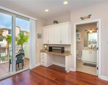 8920 Duval Lane - Photo Thumbnail 11