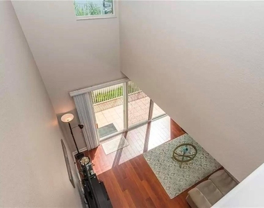 8920 Duval Lane - Photo Thumbnail 15