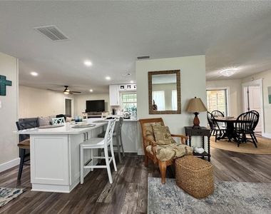 6813 13th Avenue Drive W - Photo Thumbnail 7