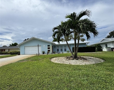 6813 13th Avenue Drive W - Photo Thumbnail 1