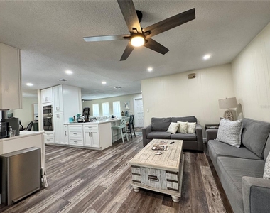 6813 13th Avenue Drive W - Photo Thumbnail 14