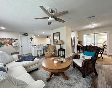 6813 13th Avenue Drive W - Photo Thumbnail 6