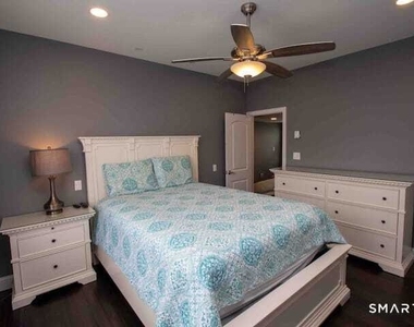 21 Groveway - Photo Thumbnail 24