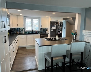21 Groveway - Photo Thumbnail 9