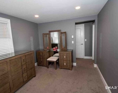 21 Groveway - Photo Thumbnail 29