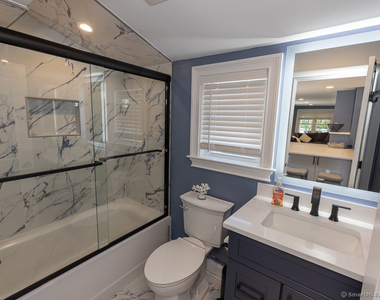 55 Swan Avenue - Photo Thumbnail 13