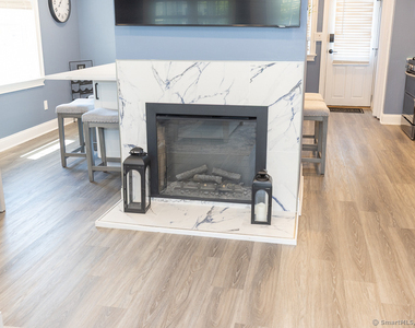 55 Swan Avenue - Photo Thumbnail 7