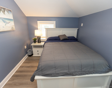 55 Swan Avenue - Photo Thumbnail 19
