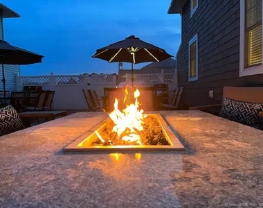 55 Swan Avenue - Photo Thumbnail 33