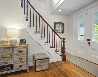 22 School St (mystic) - Photo Thumbnail 8